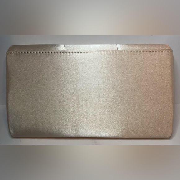 Mulian Lily Rose Gold Clutch - Picture 4 of 6